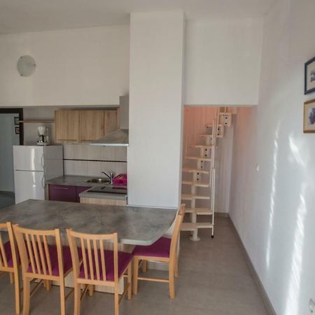 Apartmani Simic Starigrad Paklenica Dış mekan fotoğraf