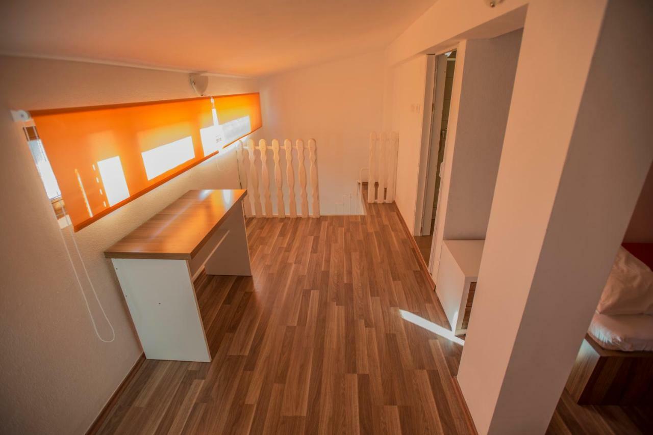 Apartmani Simic Starigrad Paklenica Dış mekan fotoğraf