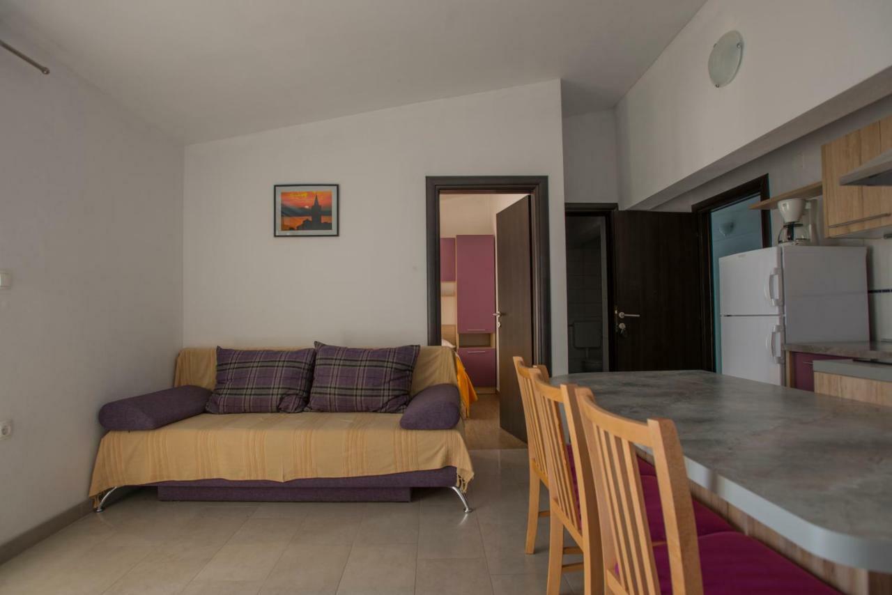 Apartmani Simic Starigrad Paklenica Dış mekan fotoğraf