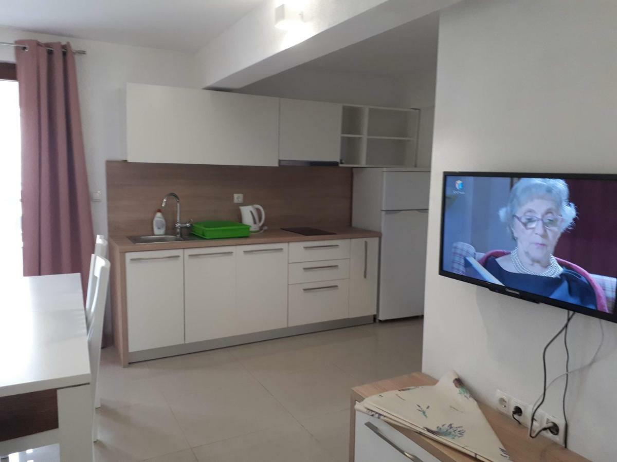 Apartmani Simic Starigrad Paklenica Dış mekan fotoğraf